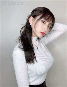 玉面桃花总相逢