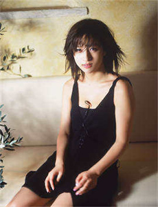 女同